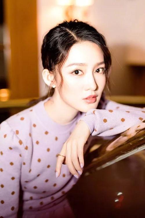 圈内爆料李沁李现,恋情曝光引热议  第2张