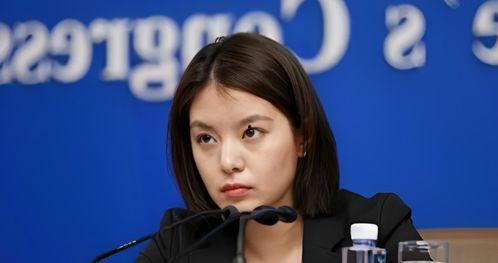 郑州美女爆料新闻报道事件,郑州美女爆料引发社会热议 第2张 郑州美女爆料新闻报道事件,郑州美女爆料引发社会热议 第2张