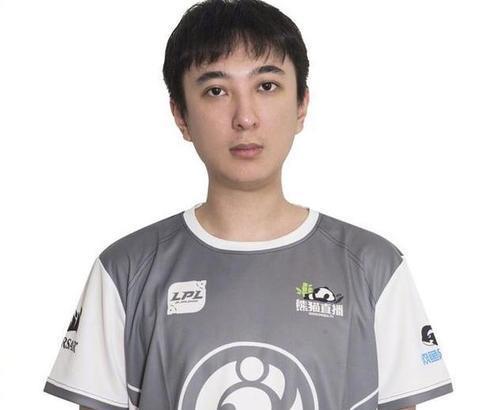 网红吃瓜副科长,揭秘网络红人的幕后故事  第3张