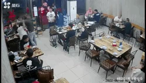 最新烧烤店爆料视频大全,一网打尽美食诱惑与行业秘密  第1张