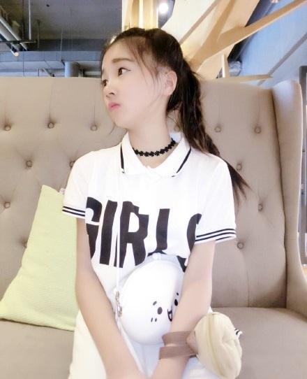 快手美女网红吃瓜事件视频,揭秘网络红人幕后真相 第2张 快手美女网红吃瓜事件视频,揭秘网络红人幕后真相 第2张