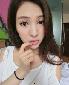 快手美女网红吃瓜事件视频,揭秘网络红人幕后真相 第3张 快手美女网红吃瓜事件视频,揭秘网络红人幕后真相 第3张