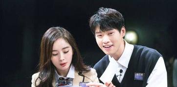 娱乐圈大瓜最新爆料恋情,神秘恋情曝光，当红明星牵手神秘女子！  第2张